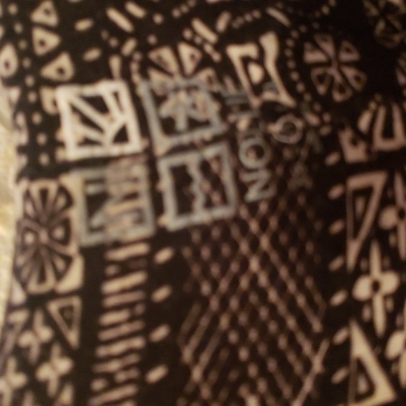 black and white cropped tank - Picture 2 of 3